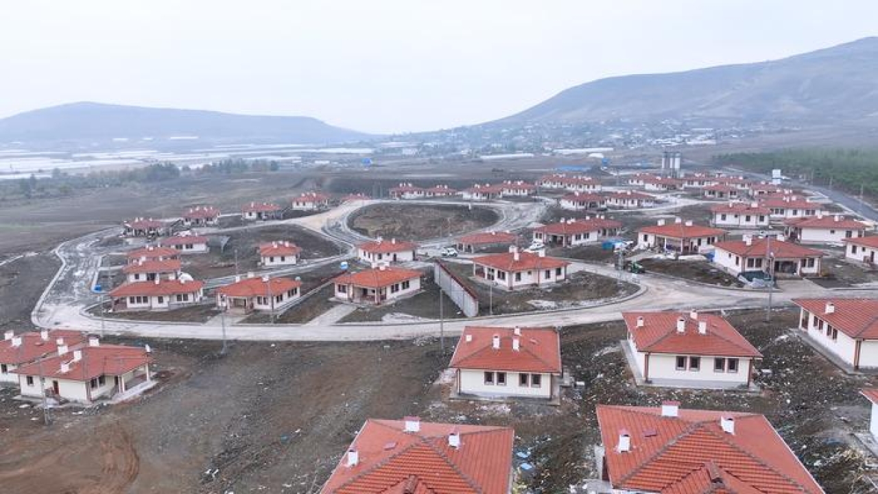 Bakan Kurum'dan 'köy evleri' paylaşımı: "Gören hayran kalıyor"