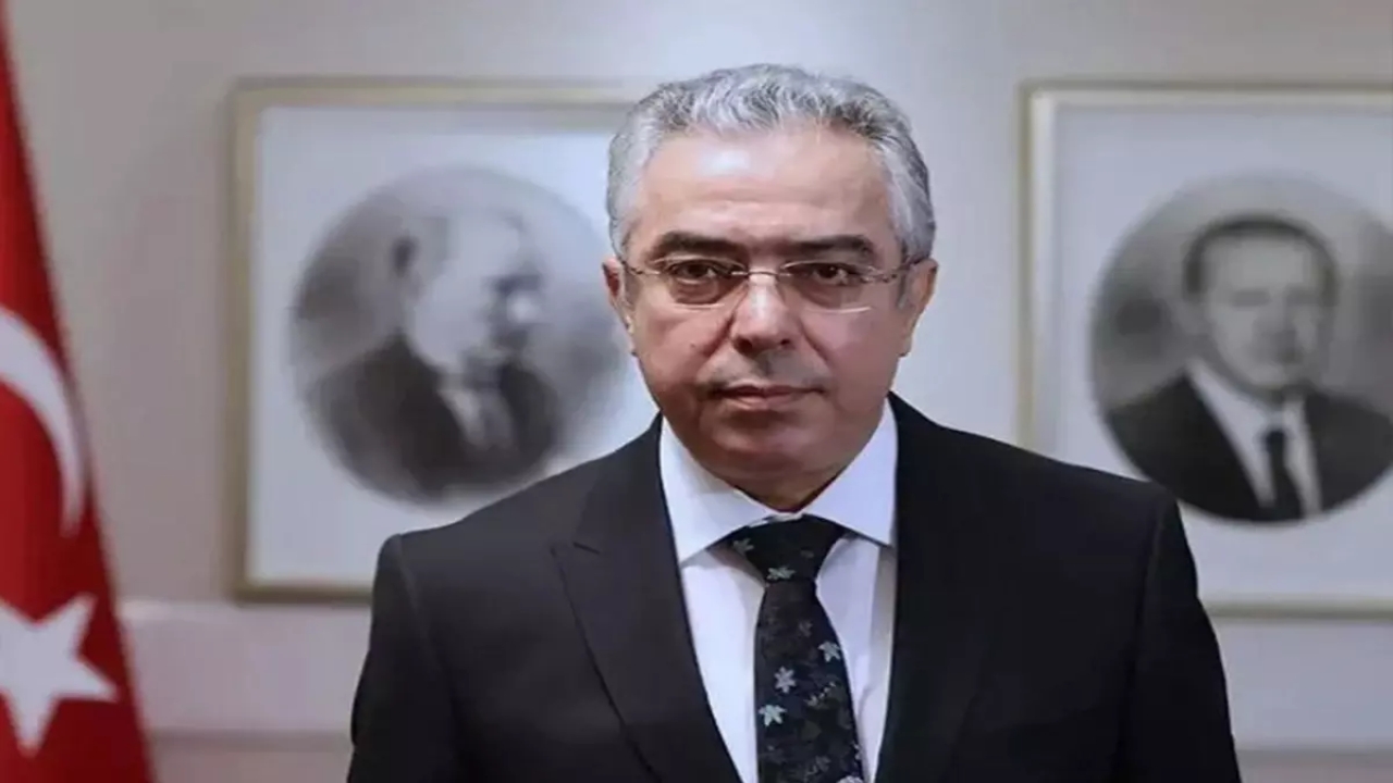 Cumhurbaşkanı Başdanışmanı Mehmet Uçum: AYM kararı okunarak milletvekilliği iade edilemez