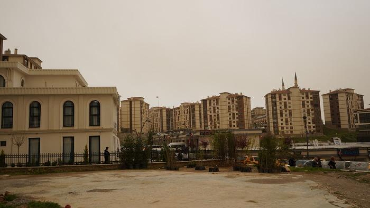 Diyarbakır ve Şırnak’ta toz taşınımı etkili oldu!