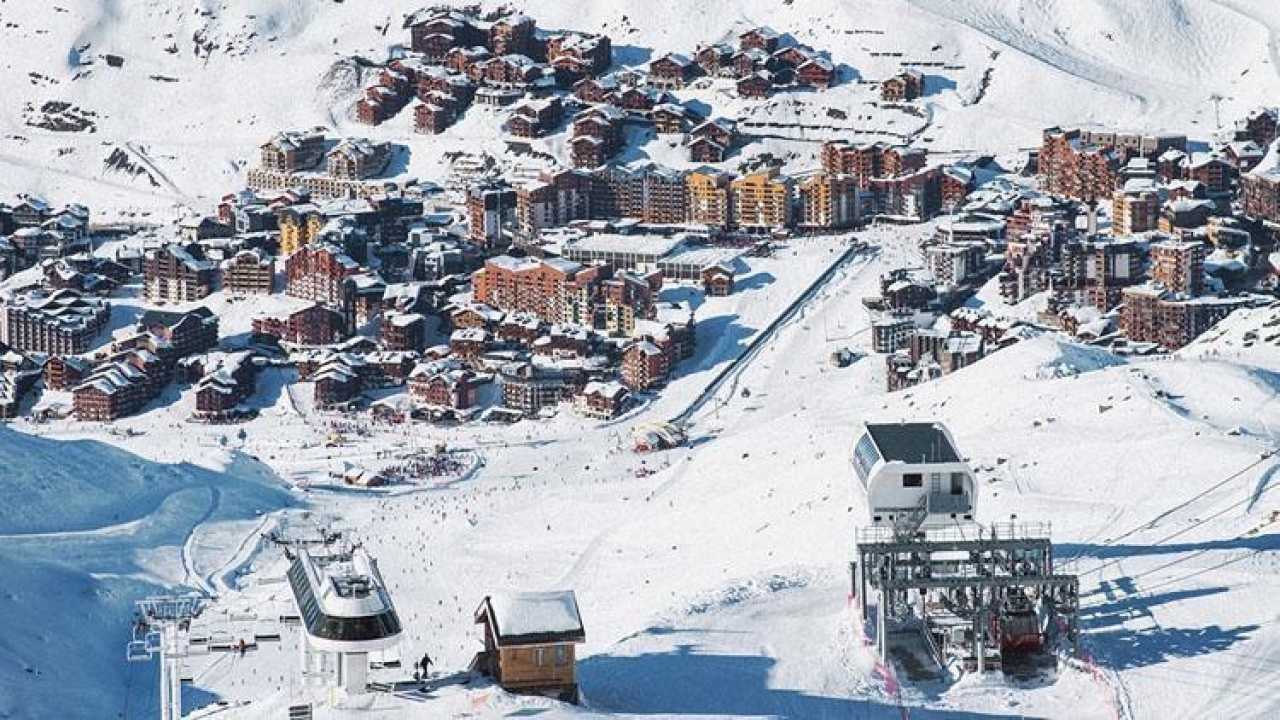 Fransa’da kayak merkezine çığ düştü: 1 ölü