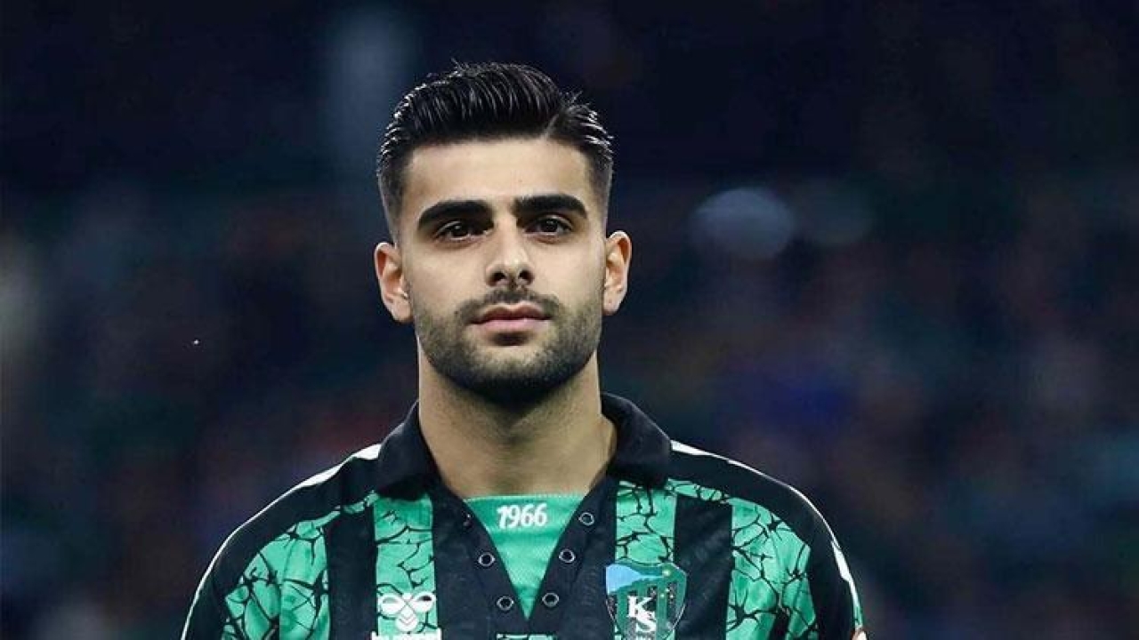 Kocaelispor'da Yunus Emre Gedik'in sözleşmesi uzatıldı