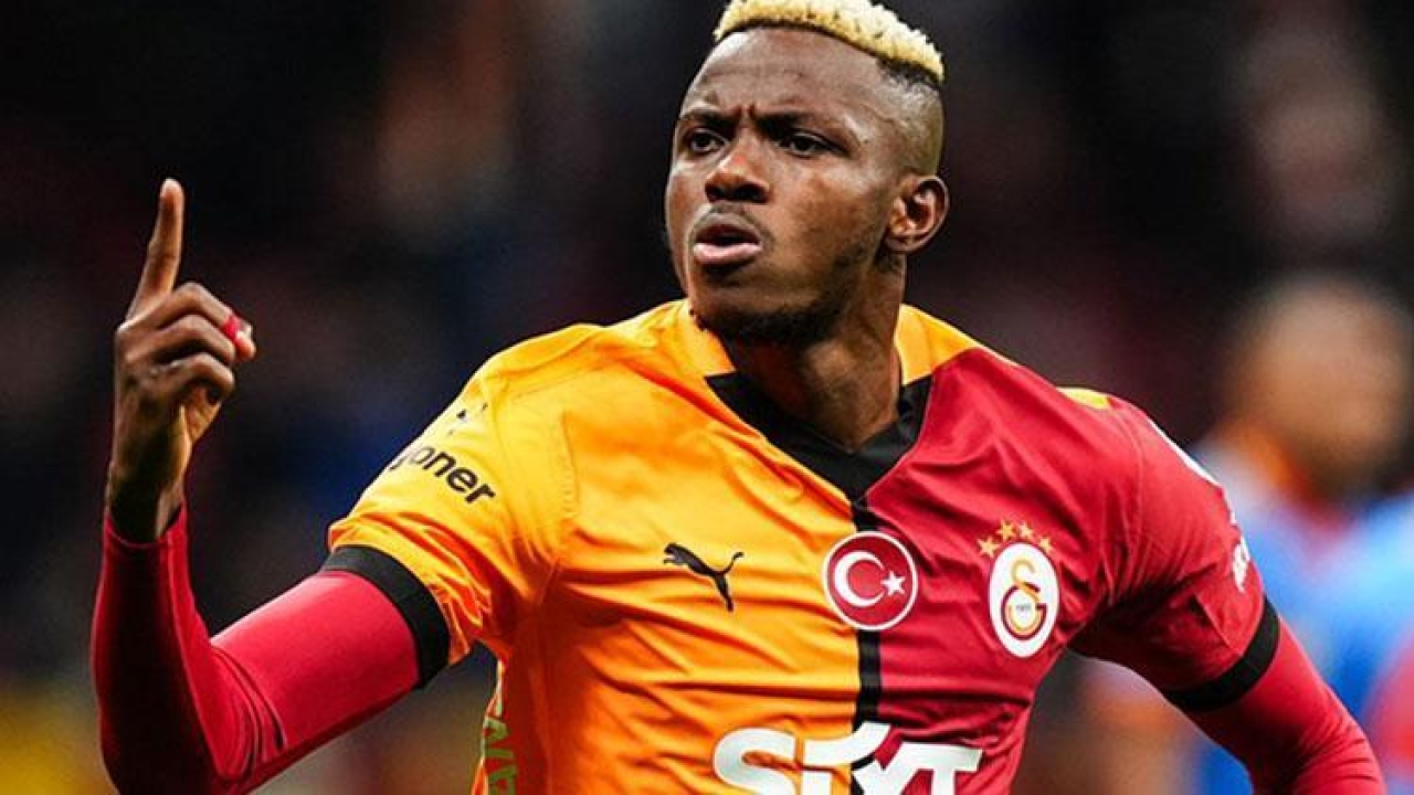 Osimhen'e rekor için 4 gol daha gerekli!