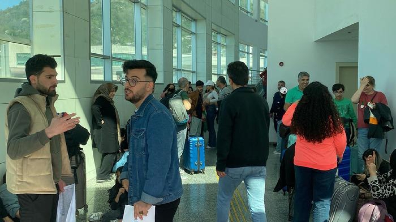 Sarp sınır kapısında bayram yoğunluğu