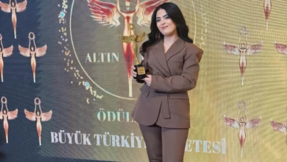 YILIN EN BAŞARILI EĞİTİMCİSİ ÖDÜLÜ SEMA MACIT'IN