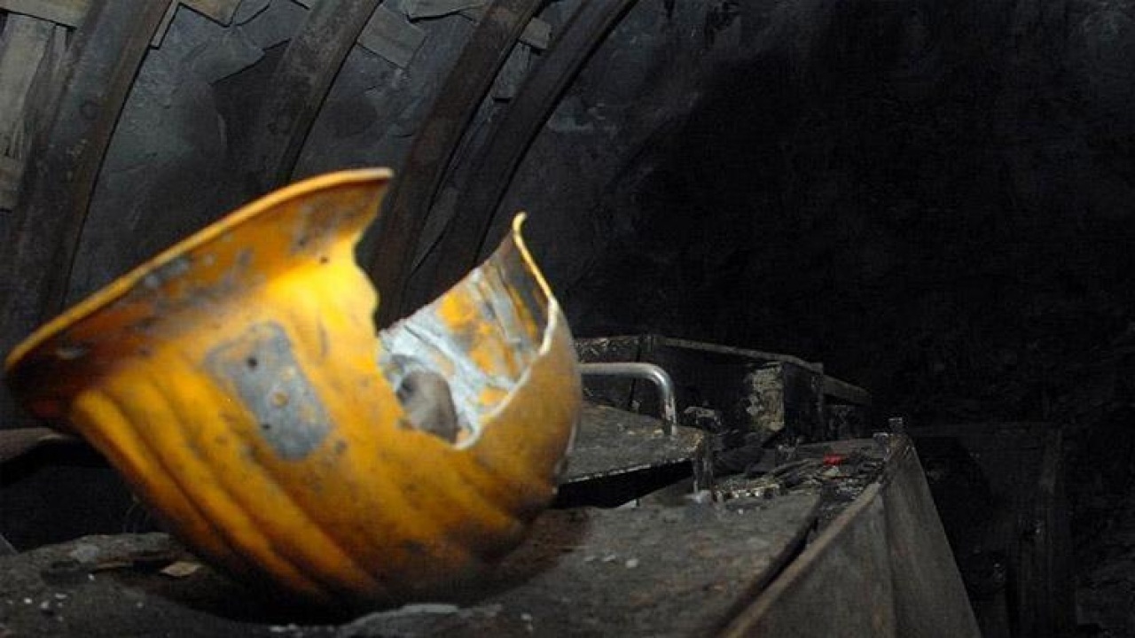 Altın madeni çöktü: 260 işçi mahsur kaldı