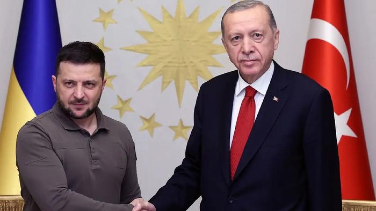 Ankara'da kritik zirve! Zelenskiy duyurdu... "Perşembe günü Türkiye'de Erdoğan ile görüşeceğim"