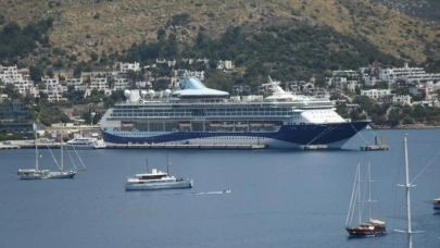 Bodrum'a "Marella Discovery 2" kruvaziyeriyle 1789 turist geldi