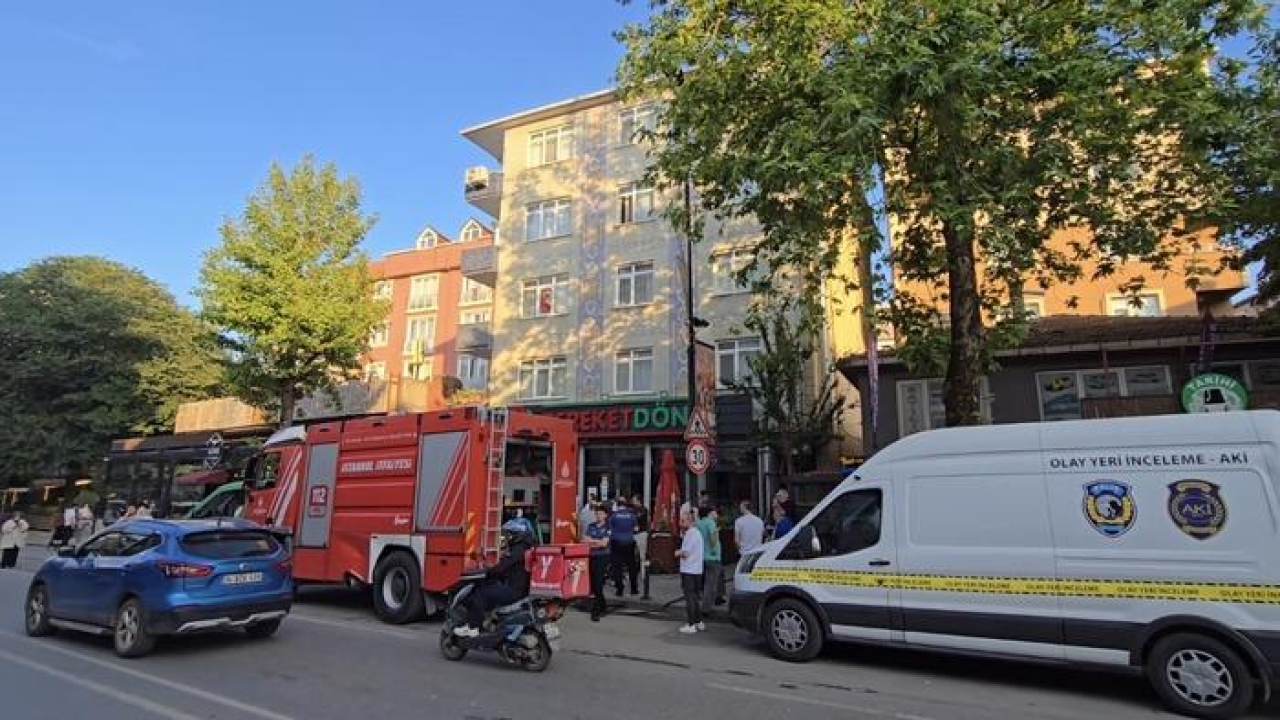 Çekmeköy'de apartman dairesinde yangın! 1 kişi hayatını kaybetti