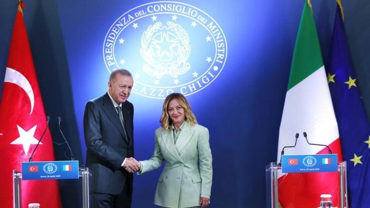 Cumhurbaşkanı Erdoğan, İtalya Başbakanı Meloni ile telefonda görüştü