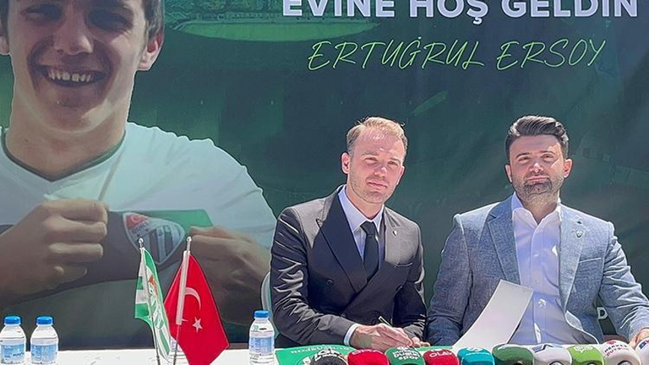 Eski kaptan Ertuğrul Ersoy, Bursaspor'a geri döndü