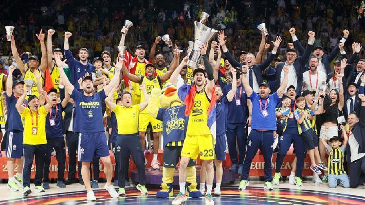Fenerbahçe Beko'nun EuroLeague zaferi Fransızları yıktı: 'Monaco'nun celladı, sinir bozucu'