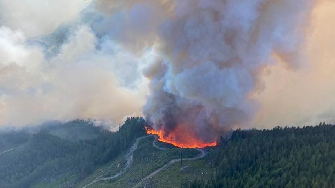 Kanada&#039;da orman yangınının önüne geçilemedi: 17 bin kişi için tahliye emri