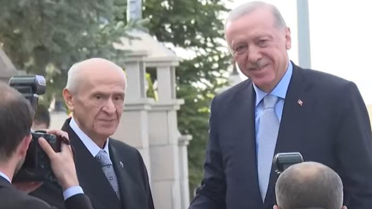 Son dakika | Ankara'da sürpriz Cumhur İttifakı zirvesi: Cumhurbaşkanı Erdoğan, Bahçeli ile bir araya geldi