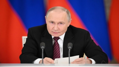 Son dakika... Putin ateşkesi duyurdu: 15 Mayıs'ta İstanbul'da görüşmelere başlamayı öneriyoruz