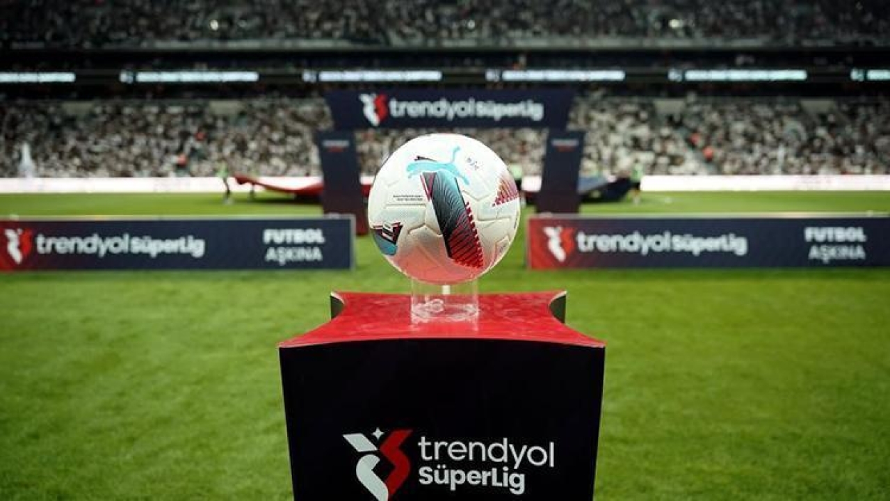 Süper Lig'de 36. hafta programı açıklandı! 8 maç aynı saatte oynanacak
