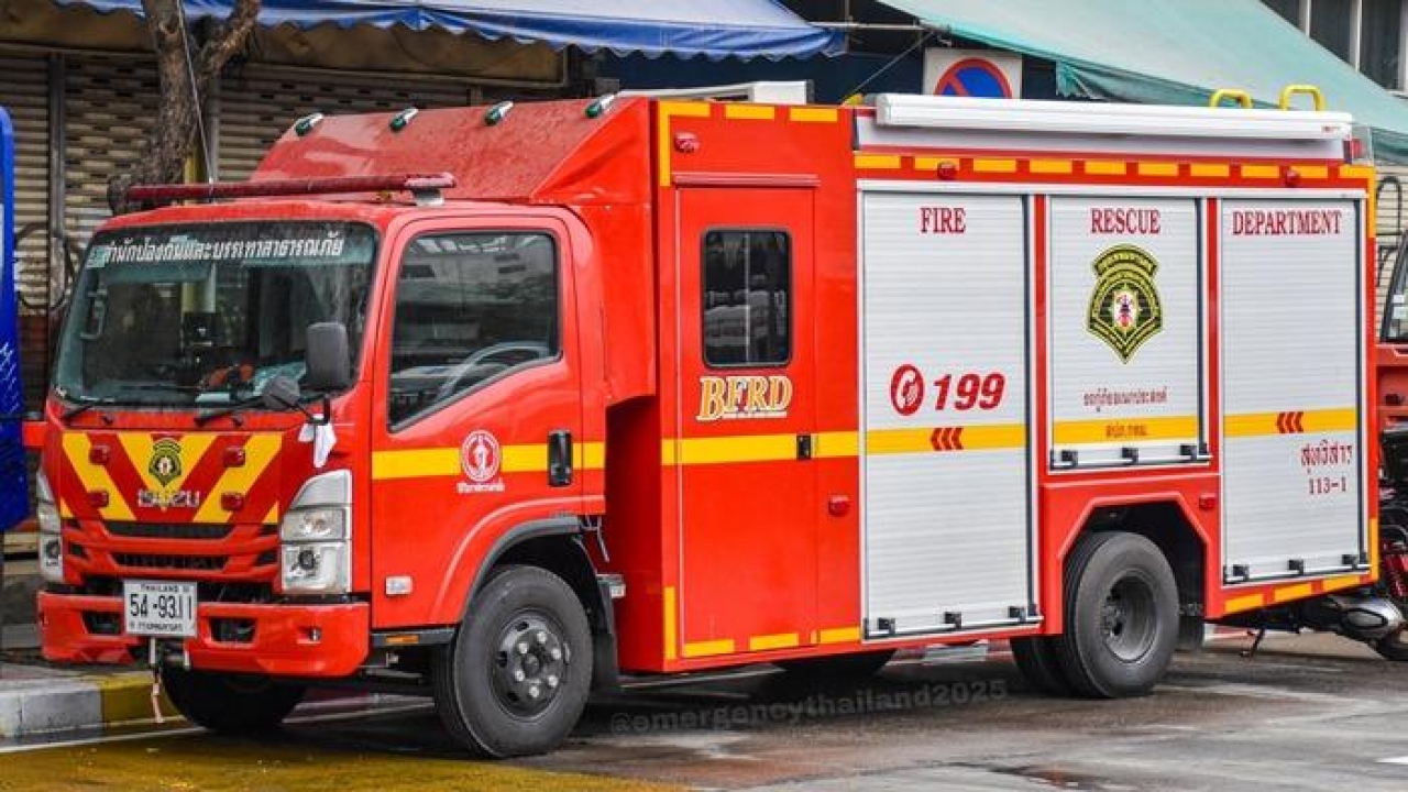 Tayland’da tanker kazası: 600 litre benzin yola döküldü