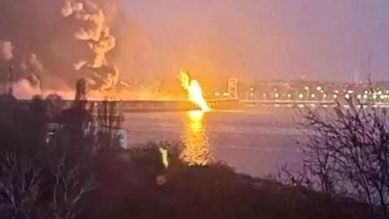 Ukrayna dronları Moskova üzerinde düşürüldü: Rusya bir gecede 105 dron vurduğunu açıkladı