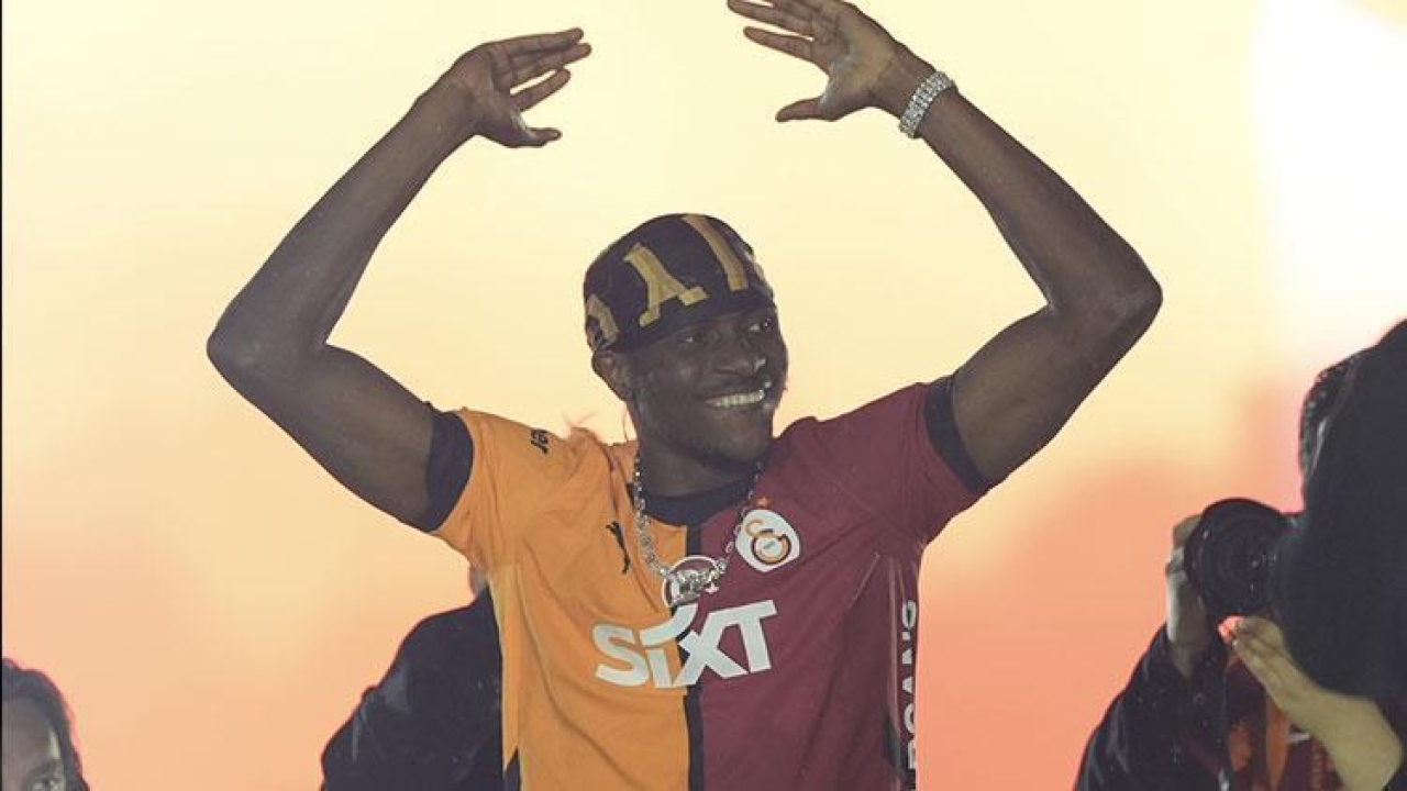 Yüzbinler çıldırdı, Osimhen'i istiyor!