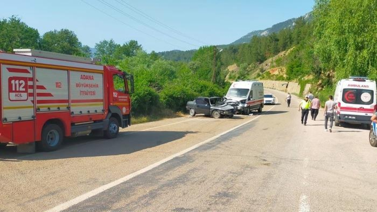 Adana’da ambulans ile otomobil çarpıştı: 1 ölü, 3 yaralı