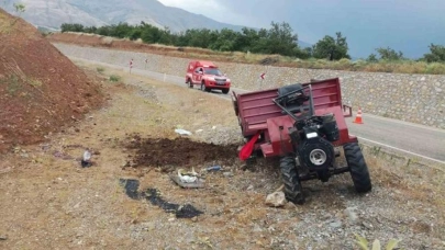 Devrilen çapa motorunun altında kalan sürücü hayatını kaybetti