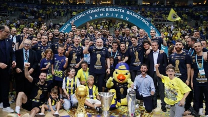 Fenerbahçe Beko ayrılığı resmen açıkladı!