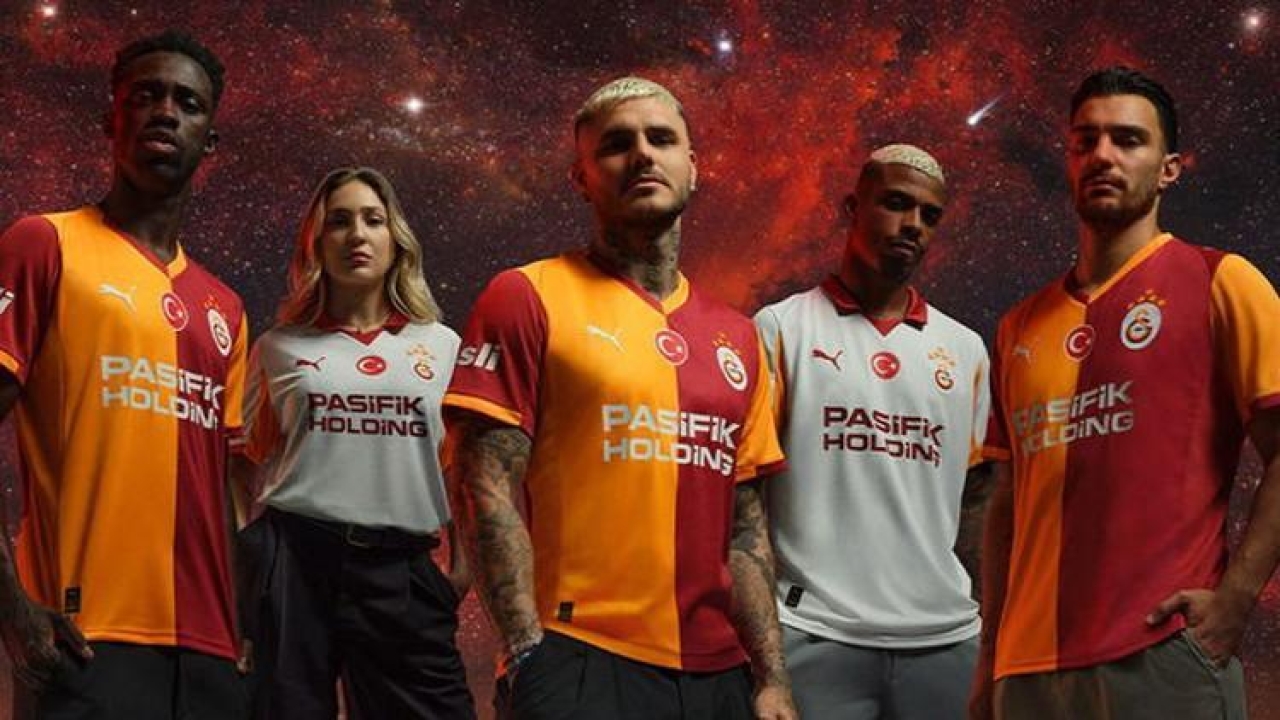 Galatasaray'ın yeni sezon formaları tanıtıldı