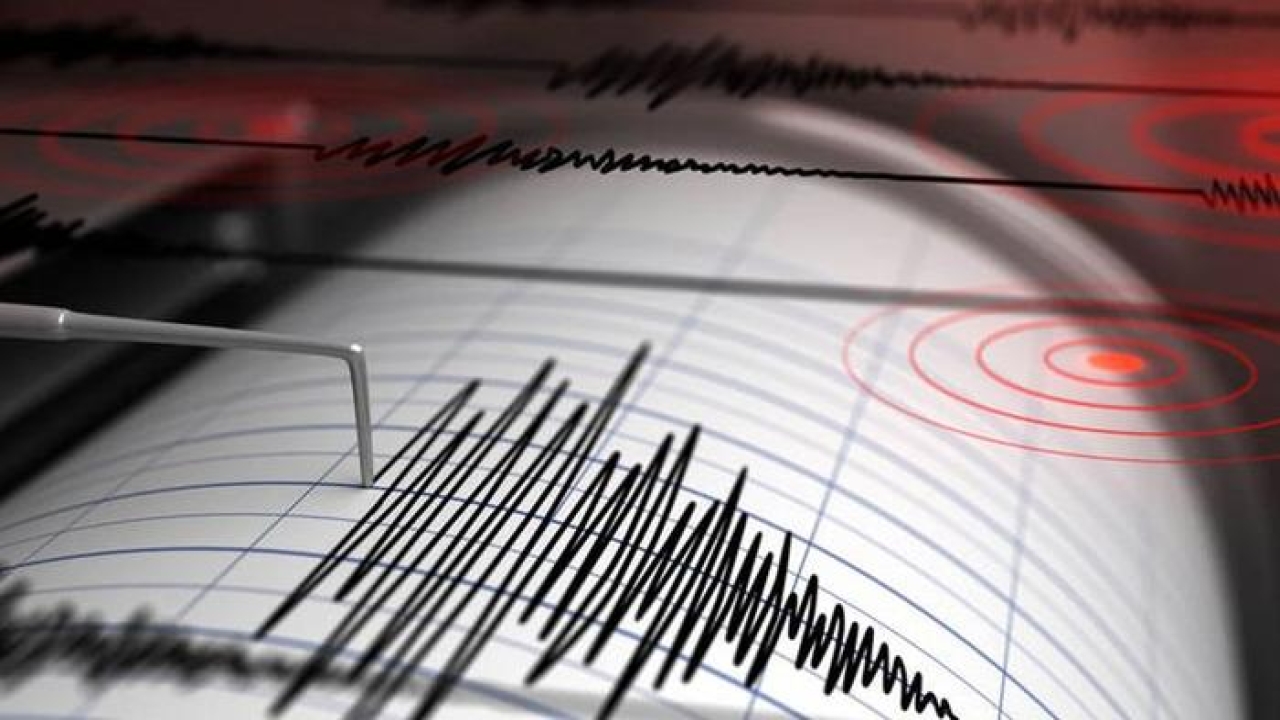 Son dakika! Bingöl'de 4 büyüklüğünde deprem