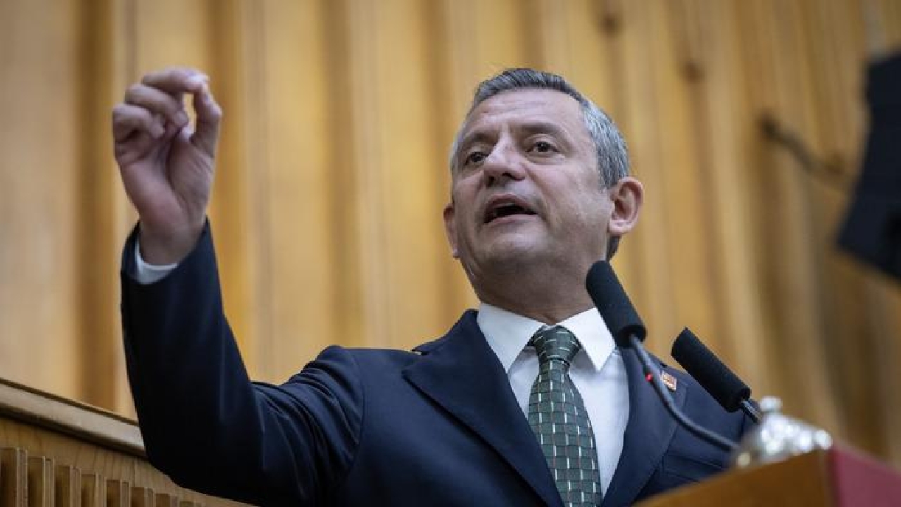 Son dakika | Hakkında soruşturma başlatılan Özgür Özel'e AK Parti'den sert çıkış! Ömer Çelik: "Tehdit ve hakaret diliyle hedef alınmasına müsaade etmeyiz"