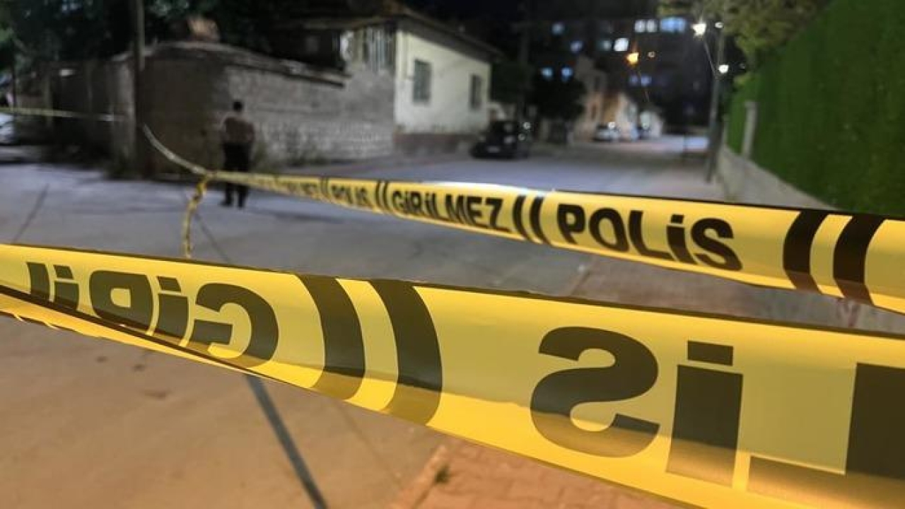 Yer: Konya! Kovaladı, bıçakladı, kaçtı... Sokak ortasında dehşeti yaşattı