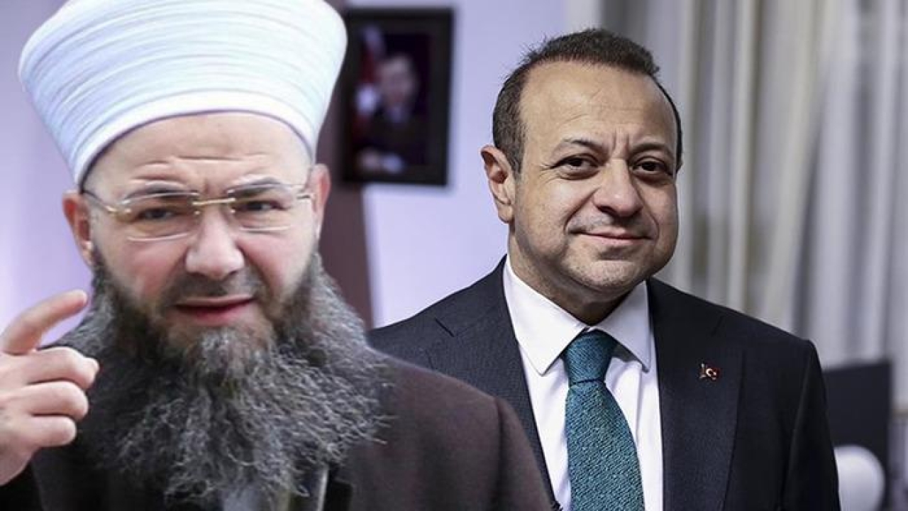 Cübbeli Ahmet ile Egemen Bağış sosyal medyada birbirine girdi! "Camdan evin varsa taş atma"