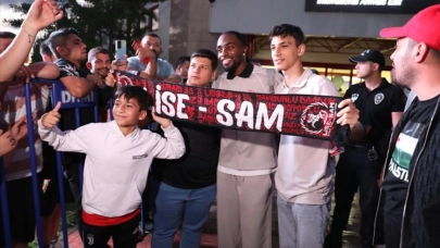 Samsunspor'un yeni transferi Antoine Makoumbou kente geldi!