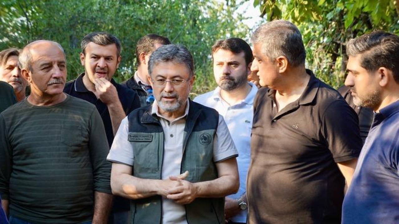 SON DAKİKA | Orman yangınlarında son durum! Bakan Yumaklı: 6 ildeki 7 yangın kontrol altına alındı