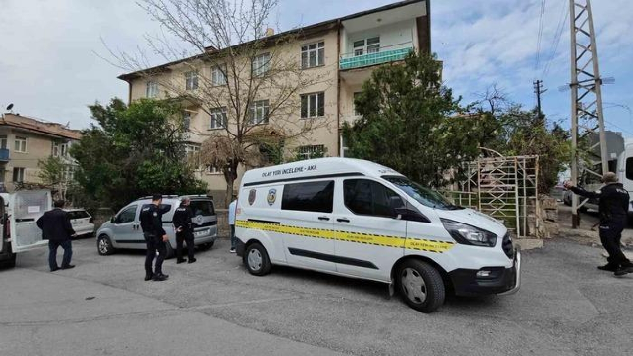 Babasını öldüren sanık hakim karşısına çıktı