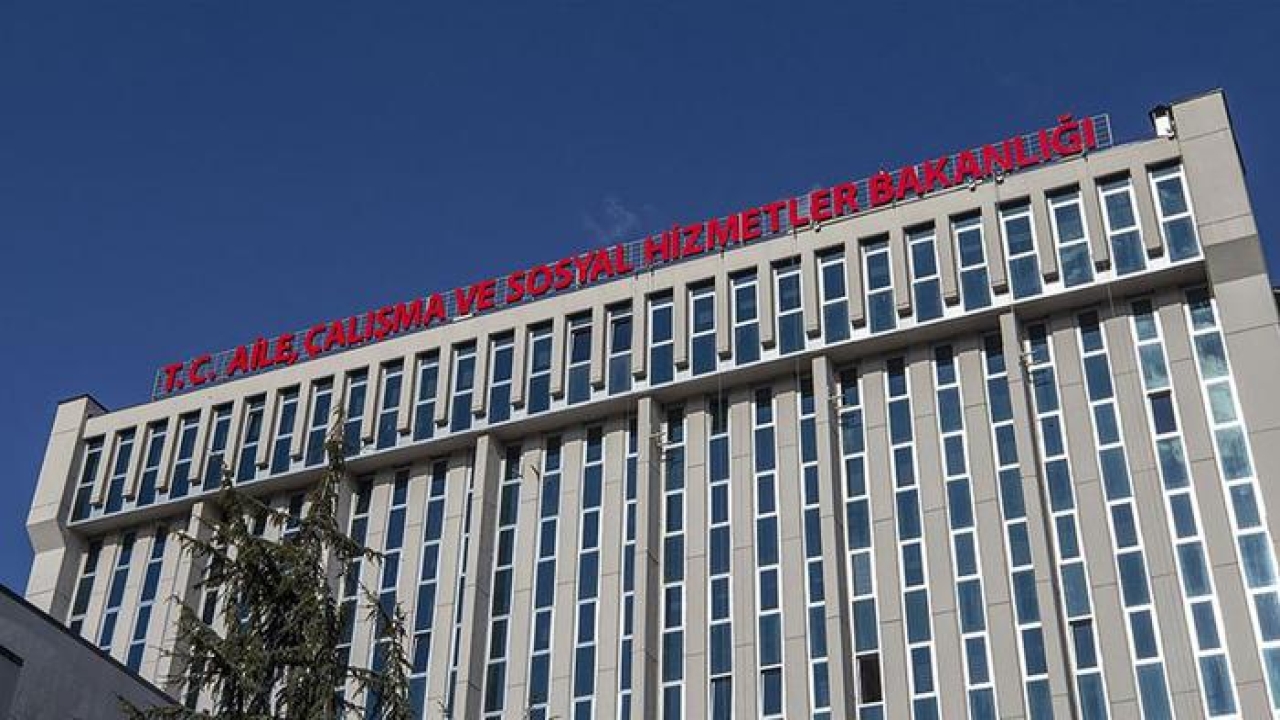 Bakanlık ve UNICEF iş birliği: Komşu Anne projesi pilot eğitimleri devam ediyor