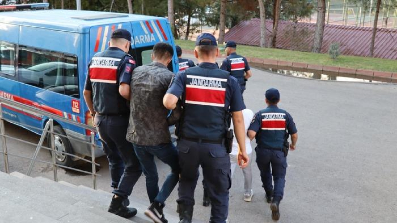 Gaziantep'te göçmen kaçakçılığı iddiasıyla 1 kişi tutuklandı