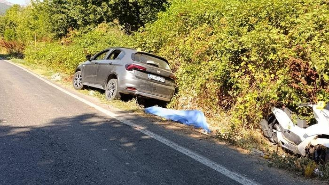 Motosikletle gezmeye gelen karı-koca kazada hayatını kaybetti