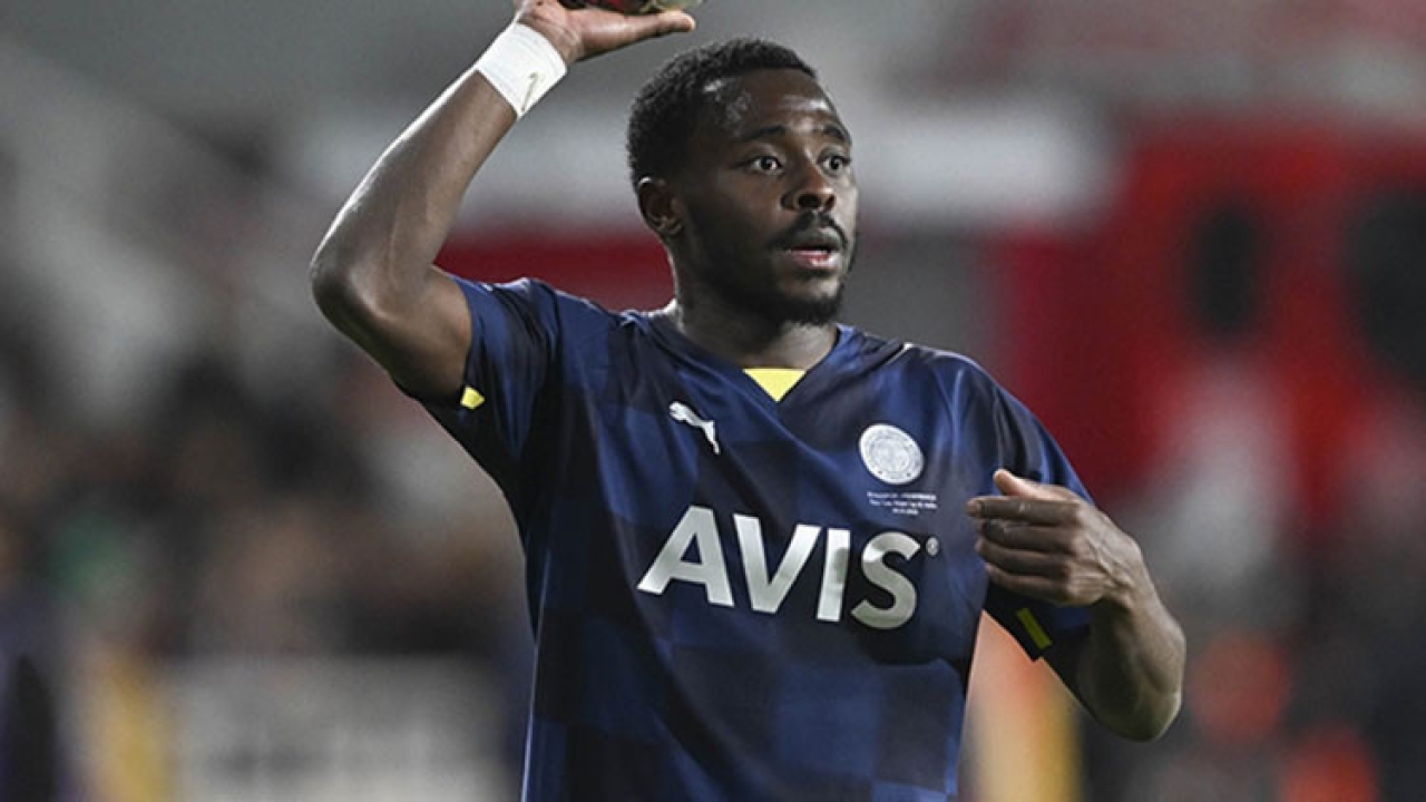 Osayi-Samuel'den Fenerbahçe'ye destek!