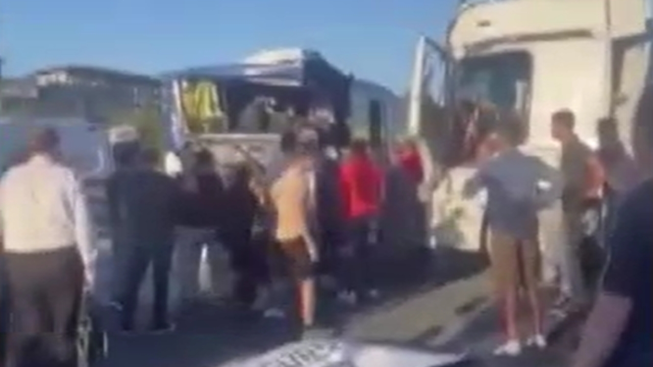 SON DAKİKA | TEM Otoyolu'nda feci kaza! 1 ölü, 9 yaralı yaralı var, trafik durdu