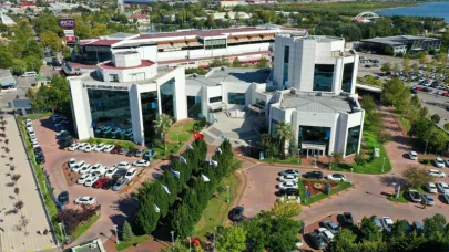 Kocaeli Büyükşehir’den öğrencilere eğitim desteği