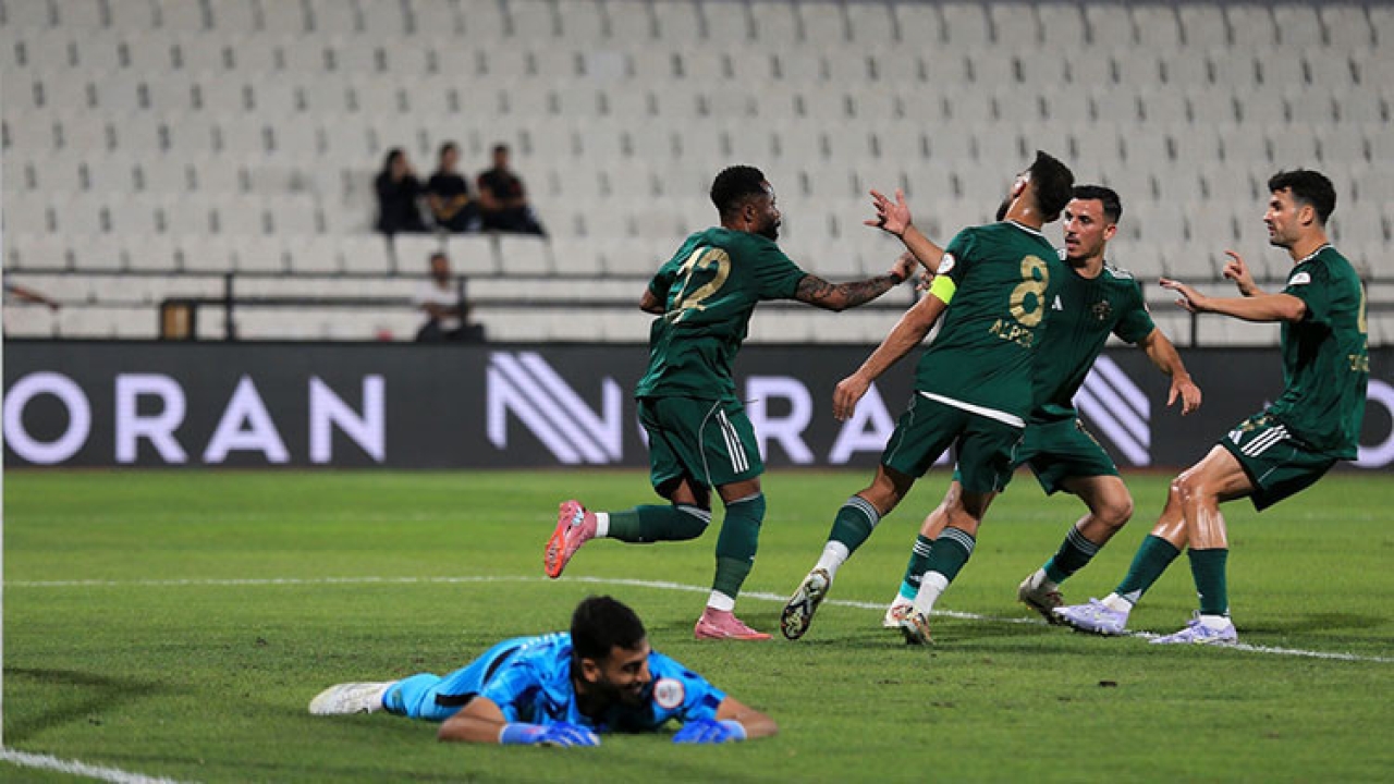 7 gollü maçta Esenler Erokspor, Manisa FK'yı 90+4'te yendi!