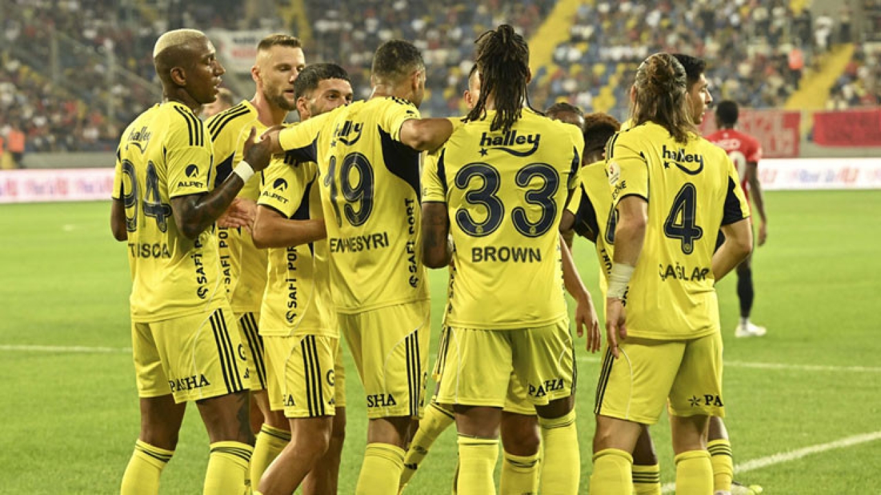 Fenerbahçe'nin Avrupa Ligi kadrosu açıklandı!
