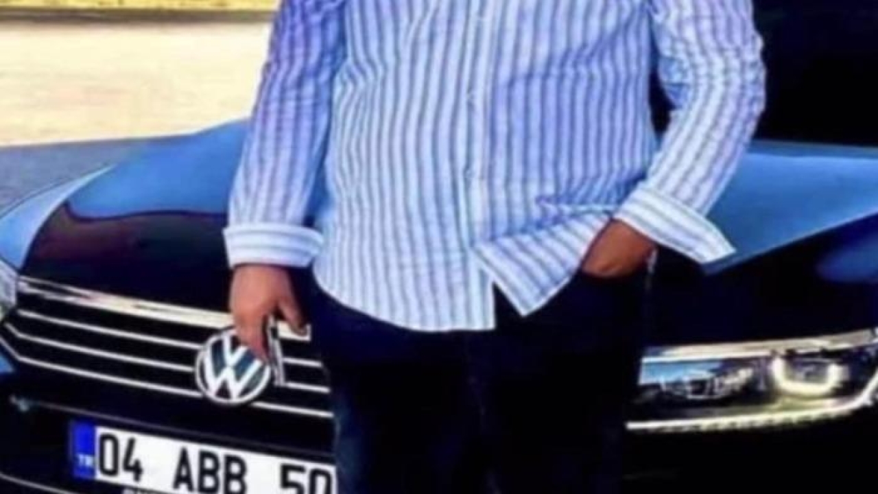Patnos’ta otomobilin çarptığı 17 yaşındaki genç hayatını kaybetti
