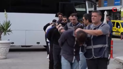 Şehit ailesini dolandırmışlardı... Böyle getirildiler! 10’u tutuklandı