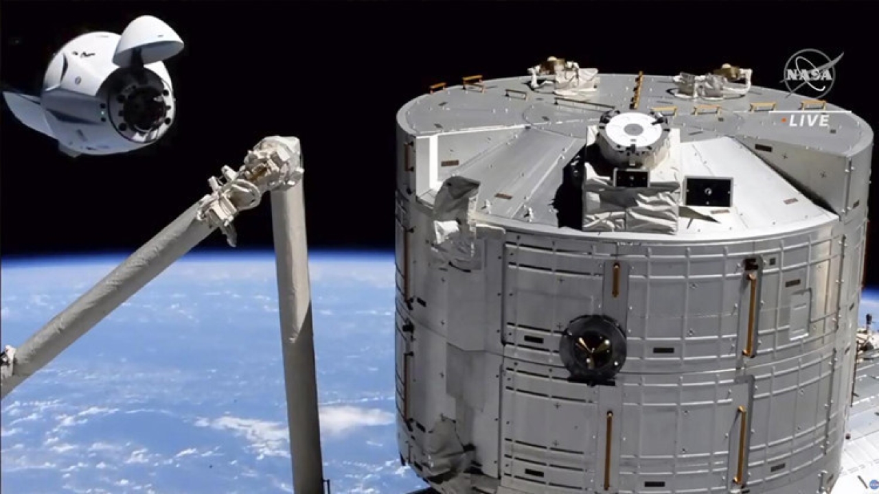 SpaceX'in Dragon kapsülü, Uluslararası Uzay İstasyonu'nun yörüngesini yükseltti