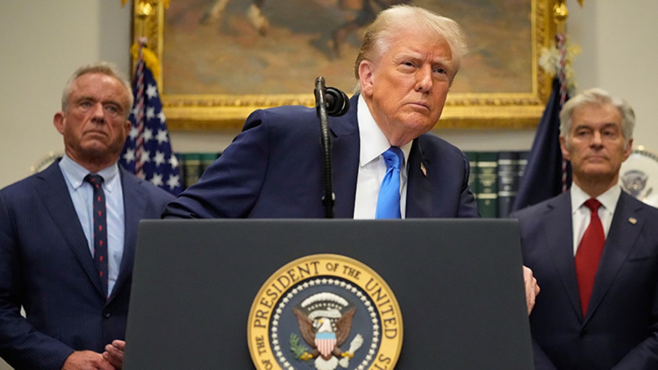 Trump, Tylenol'ün otizme yol açtığını iddia etti