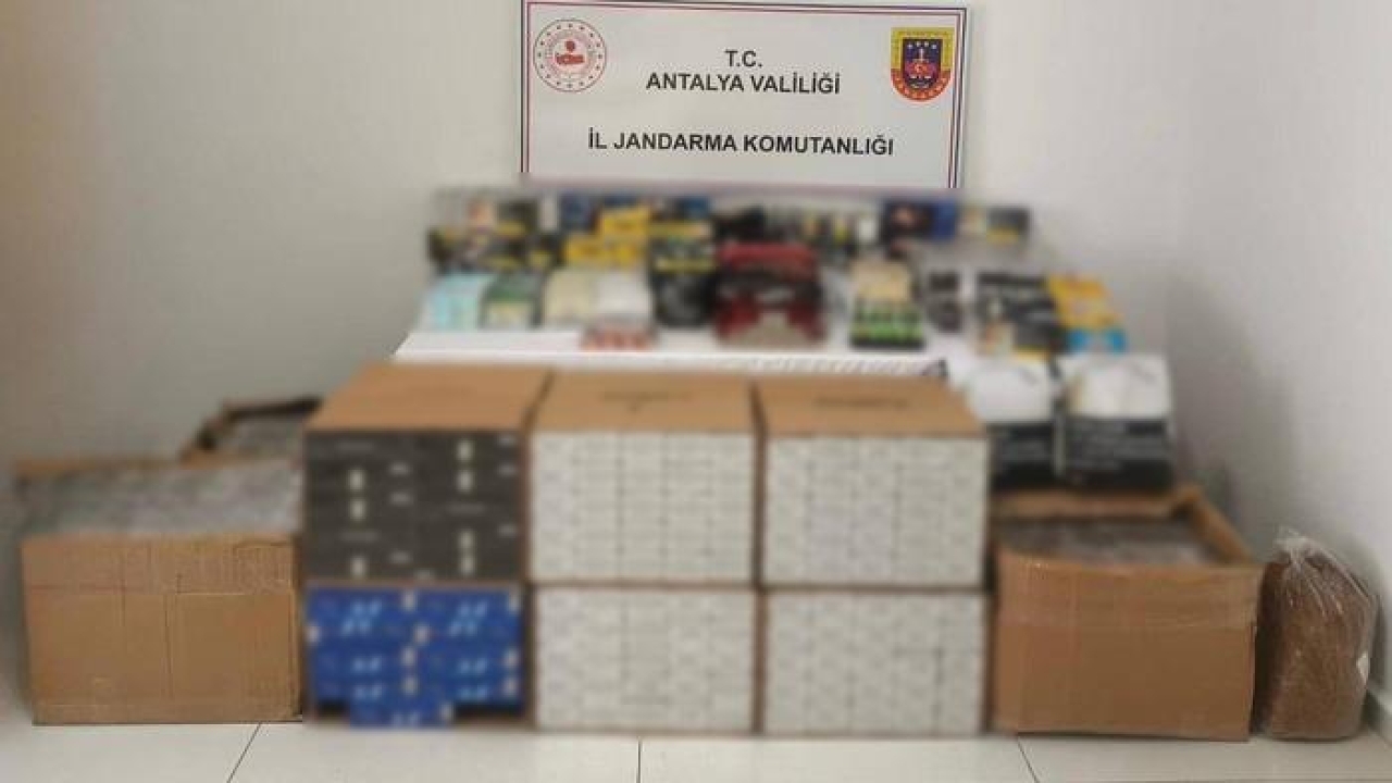 Antalya’da kaçak sigara operasyonu