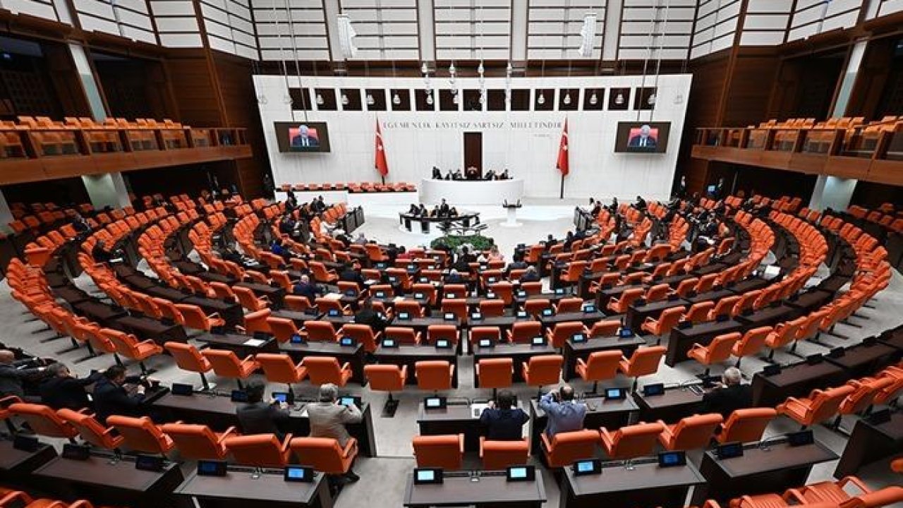AK Parti&#039;nin önergesi kabul edildi: TBMM çalışmalarına ara verecek