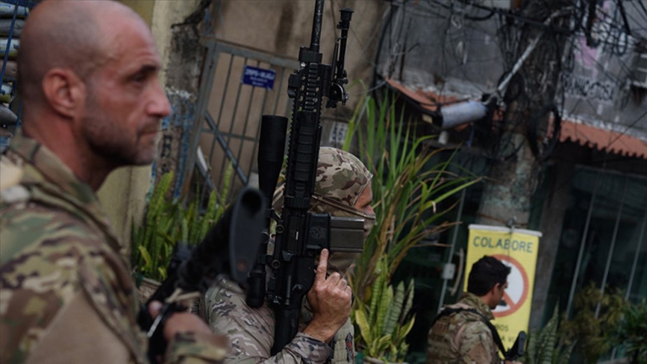 Brezilya'da uyuşturucu ile mücadele operasyonu: 4'ü polis en az 60 kişi öldü