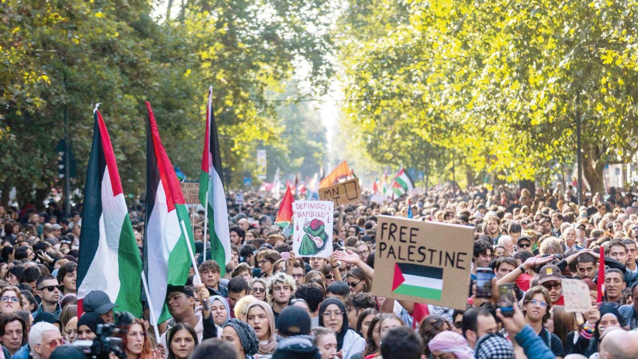 Dünya Sumud filosu için ayakta