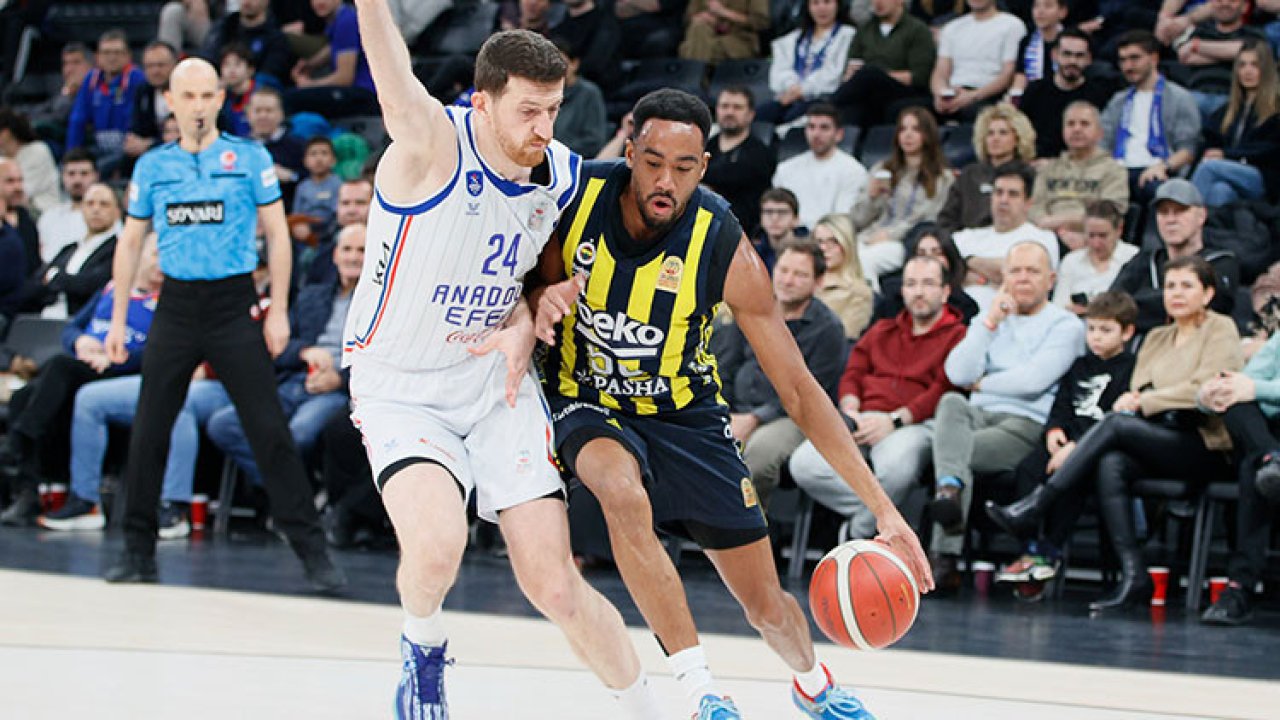 EuroLeague&#039;de Türk derbisi heyecanı yarın oynanacak!